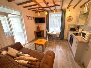 Photo 12- click for photo gallery